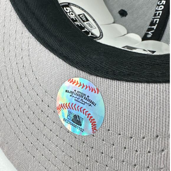 New Era 59FIFTY Black Boston Red Sox World Champions 9085 Fitted Hat Size 7 - Picture 10 of 12